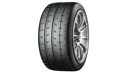 Yokohama Advan A052 225/50 R16 96 W  XL